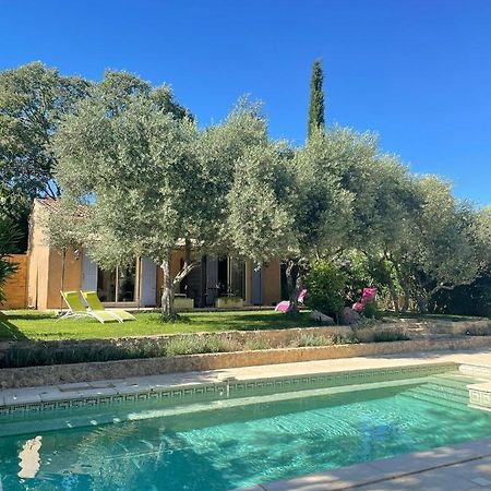 Gites En B&B Le Clos De La Cerise Châteauneuf-du-Pape Buitenkant foto